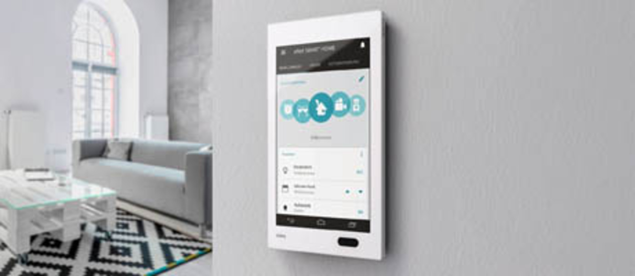 Bedienzentrale Gira G1 bei Elektro-Datz GmbH & Co. KG in Neu-Anspach