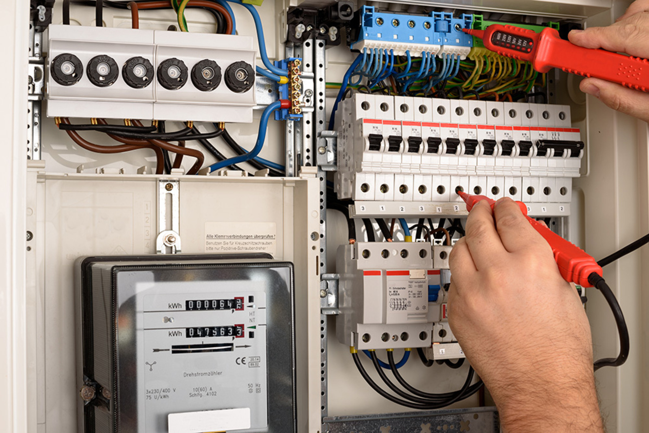 E-Check bei Elektro-Datz GmbH & Co. KG in Neu-Anspach