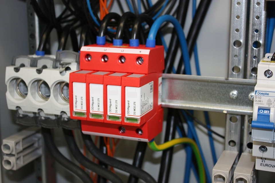 U berspannungsschutz bei Elektro-Datz GmbH & Co. KG in Neu-Anspach
